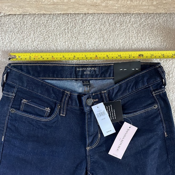Banana Republic Women’s Petite Straight Leg Jeans NWT - Picture 6 of 9